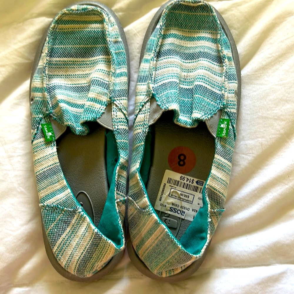 Sanuk Deck beach shoes